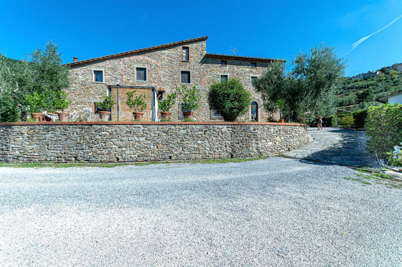Le Forri  Società Agricola Affittacamere Pistoia